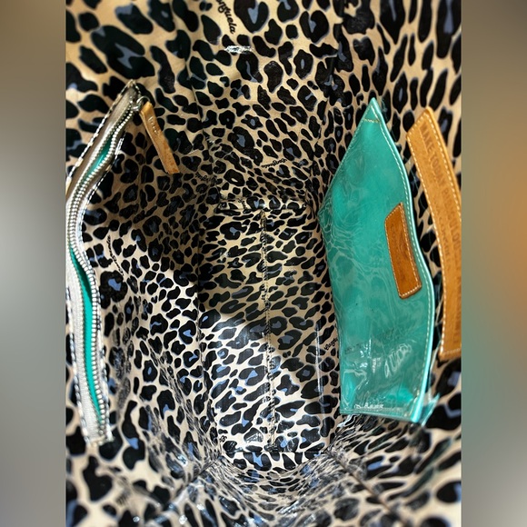 Consuela Ezzy Classic Tote - Picture 11 of 16